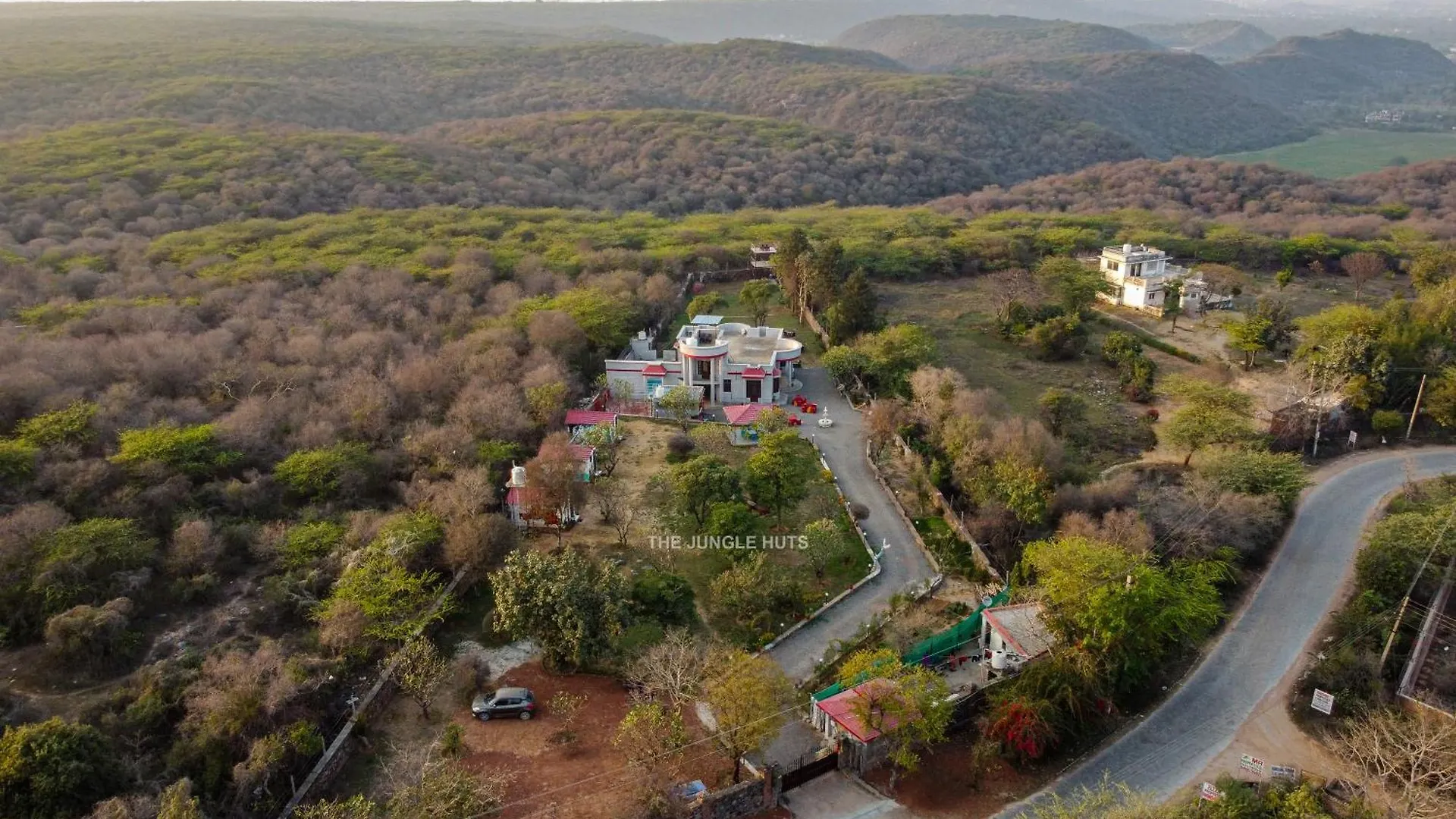 فندق The Jungle Huts Farm غورغاون الهند