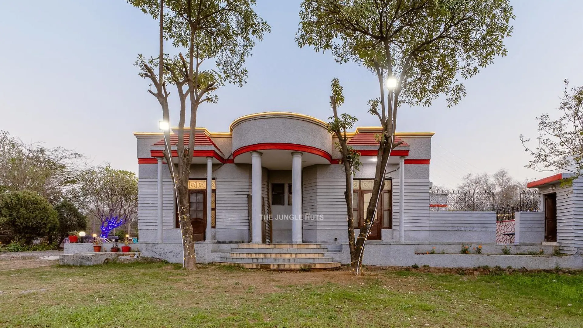 Hotel The Jungle Huts Farm Gurgaon Campeggio